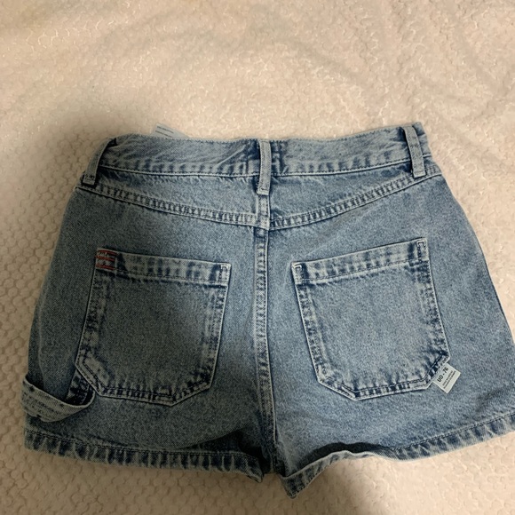 BDG high waisted shorts - Picture 3 of 4